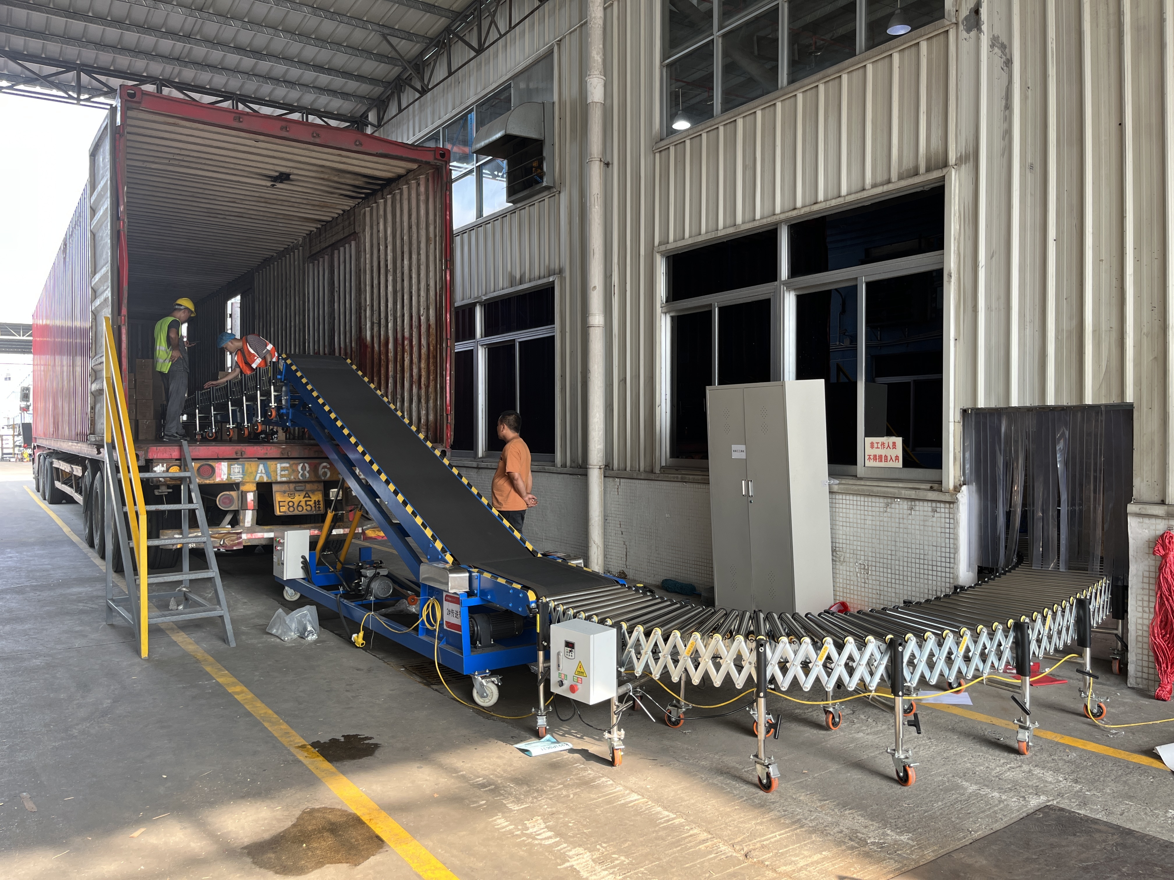 Loading Solution - Naili Unloading Loading Solution - Naili Unloading